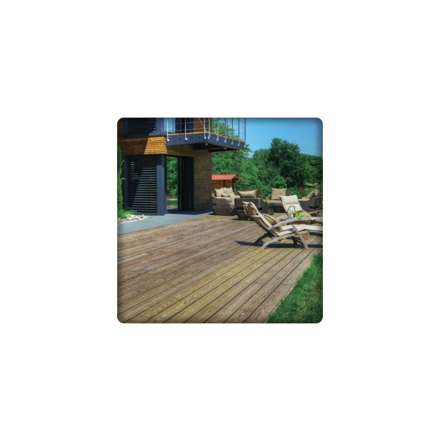 Terrasse en bois résineux